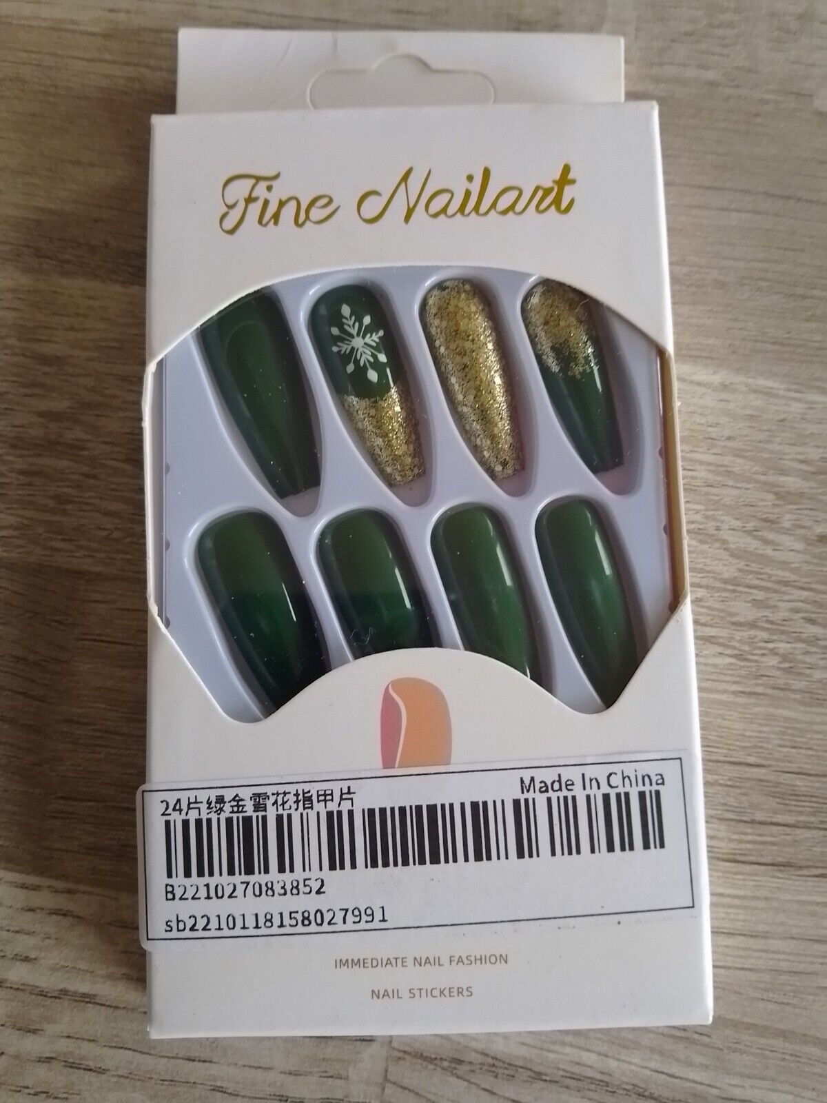 False Nails Dark Jade Green Mix Match Glitter Snowflake Motif Coffin Stiletto